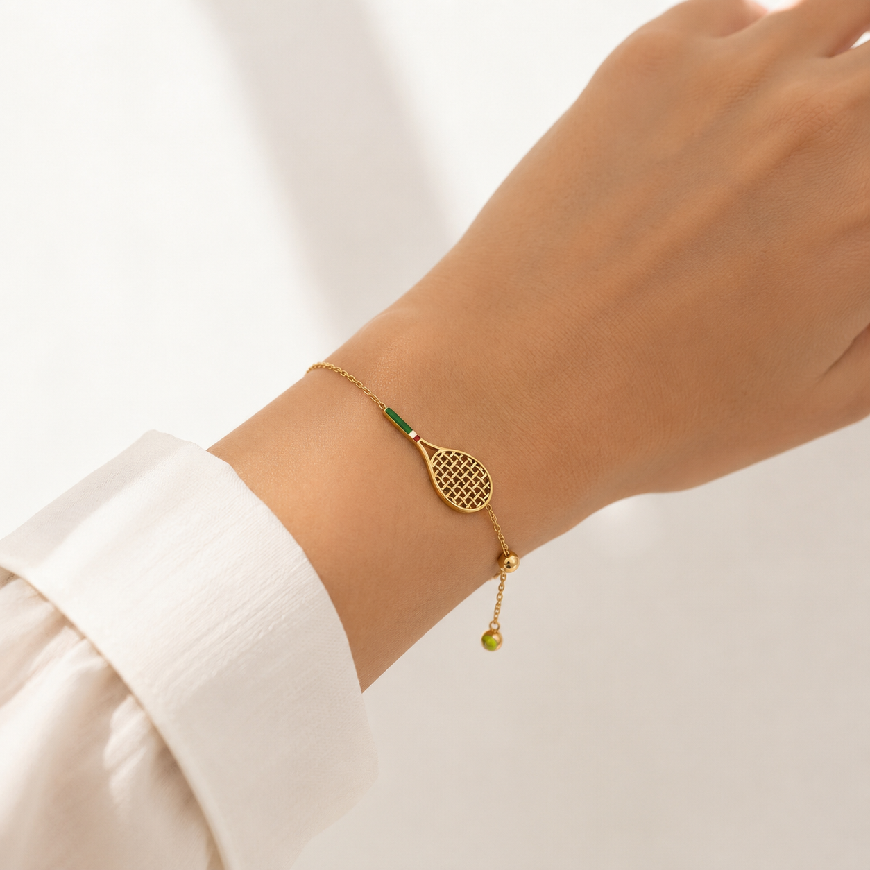 Tennis Racket Charm Bracelet – 18K Gold Plated Stainless Steel, Adjustable Chain, Sporty Elegant Jewelry