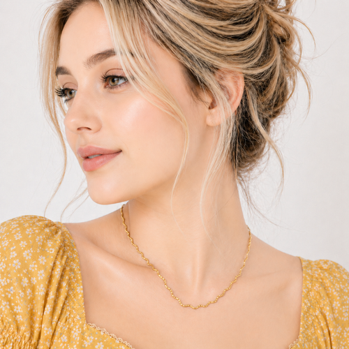 18K Gold Wavy Link Necklace – Stainless Steel, Adjustable